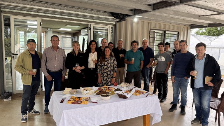 Valle de Uco en Movimiento: Diálogos Técnicos sobre el Futuro de la Fruticultura Argentina